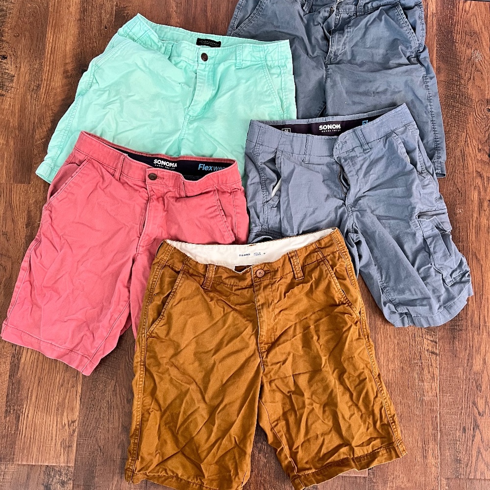 7 pairs of Mens shorts